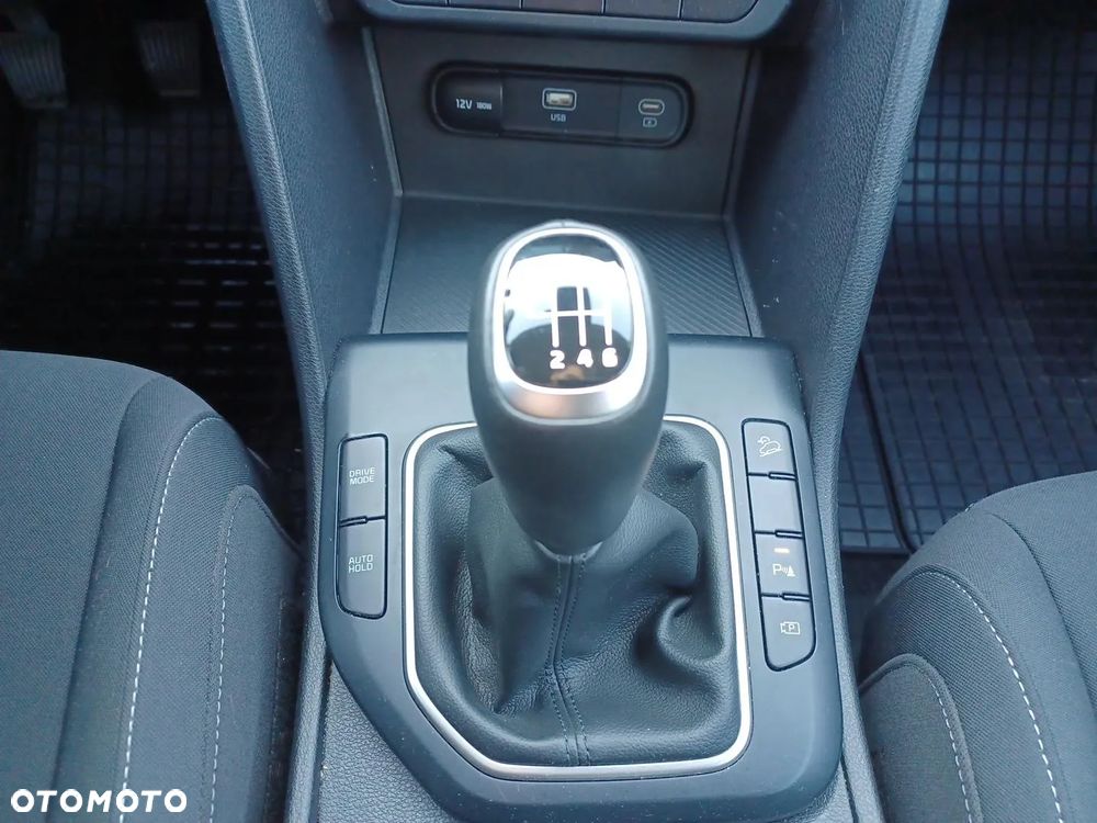 Kia Sportage 1.6 T-GDI M 2WD - 17