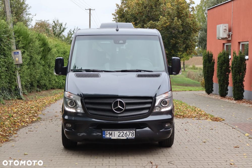 Mercedes-Benz Sprinter - 13