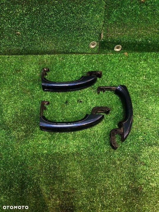 AUDI Q7 4L 2005-2015 KLAMKI ZEWNĘTRZNE 4L0837205