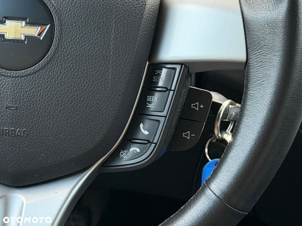 Chevrolet Spark 1.2 LTZ - 19