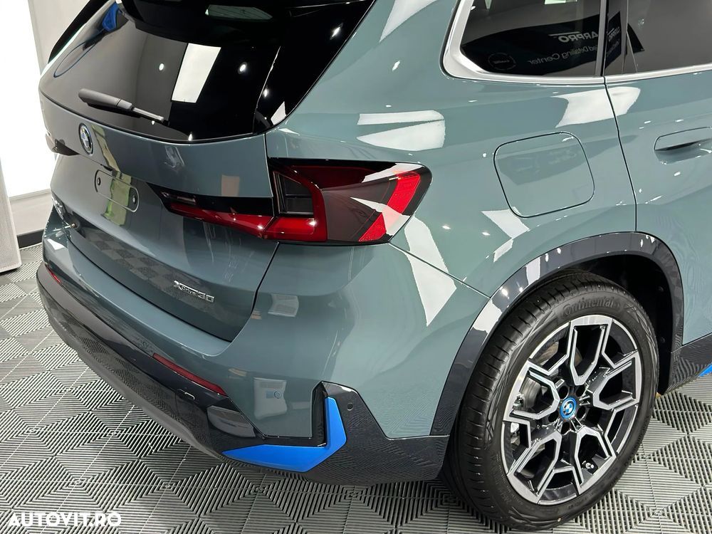 BMW iX1 xDrive30 - 19