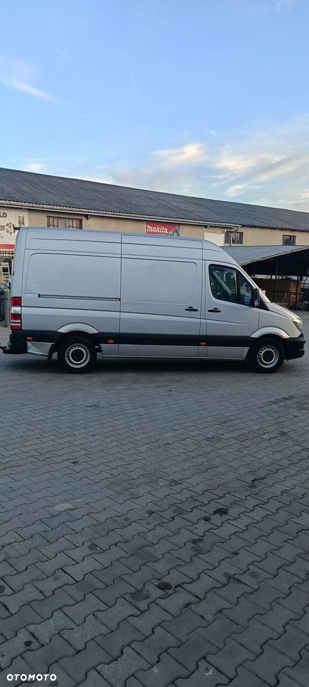 Mercedes-Benz Sprinter - 6