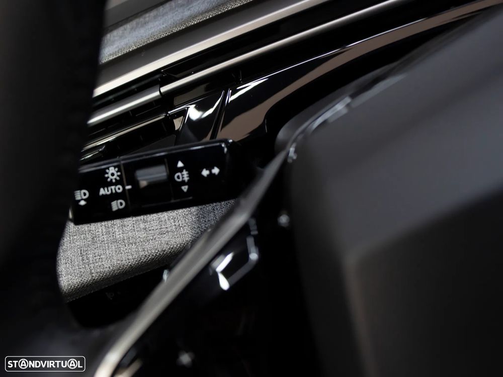 Peugeot 3008 1.2 Hybrid Allure e-DCS6 - 20