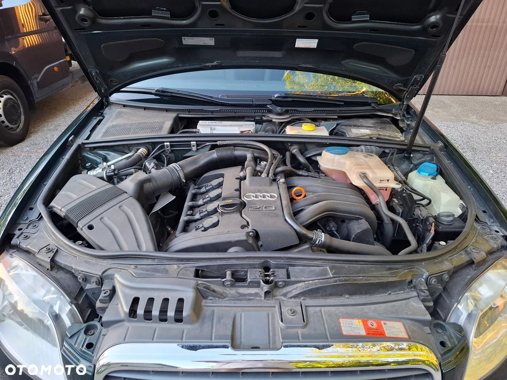 Audi A4 Limousine - 17