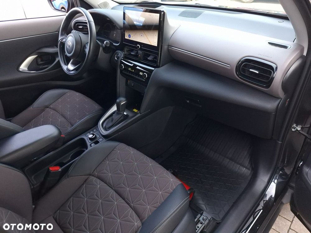 Toyota Yaris Cross Hybrid 1.5 Executive AWD - 17