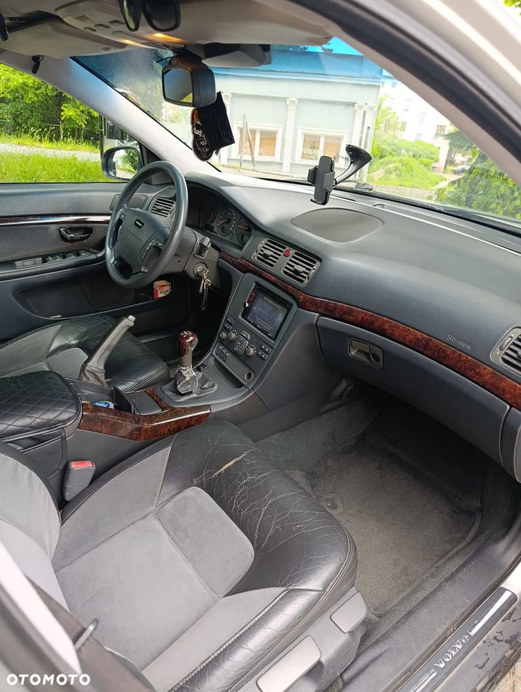 Volvo S80 2.4 - 7