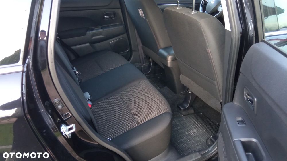 Mitsubishi ASX 1.6 Black Edition - 22