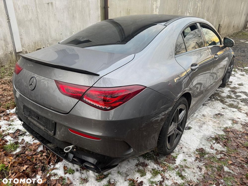 Mercedes-Benz CLA 180 d 7G-DCT AMG Line - 6