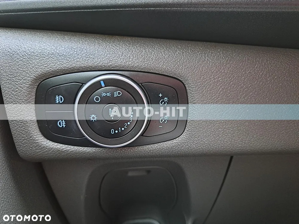 Ford Transit - 27
