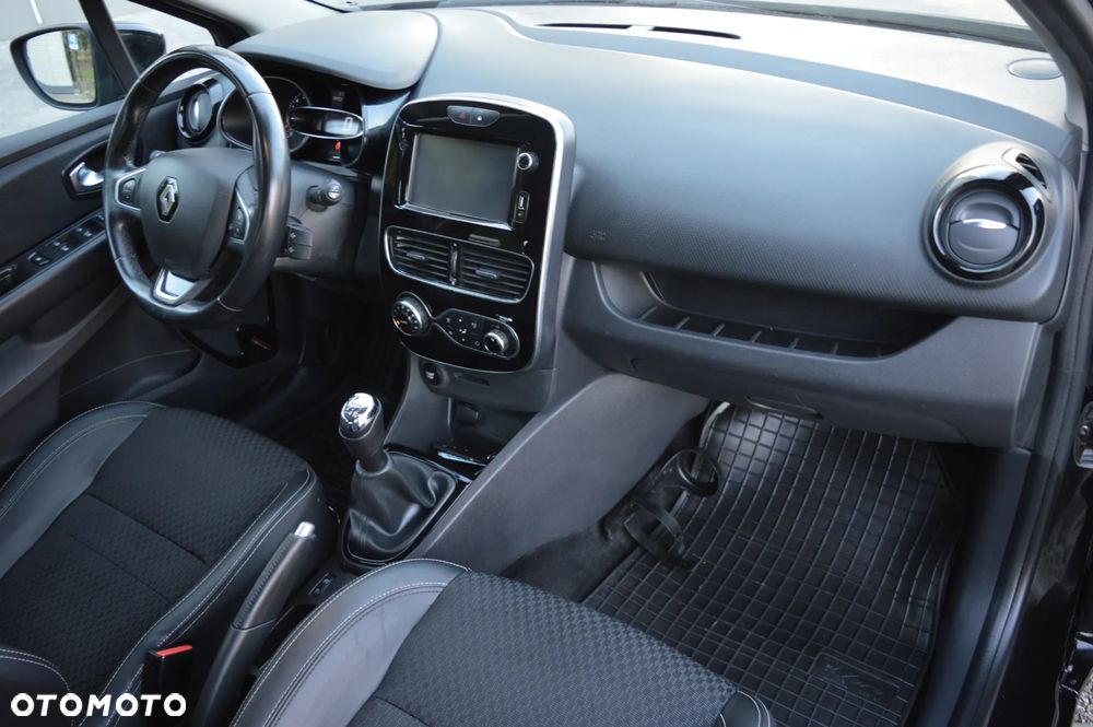 Renault Clio TCe 90 Luxe - 25
