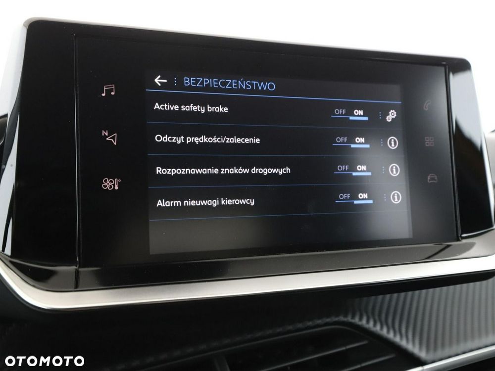 Peugeot 208 1.2 PureTech Style S&S - 26