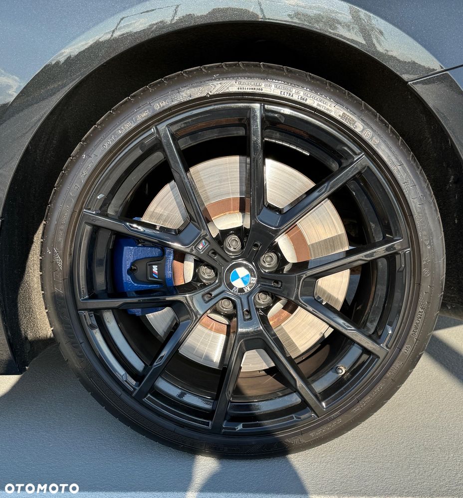 BMW Seria 8 - 17