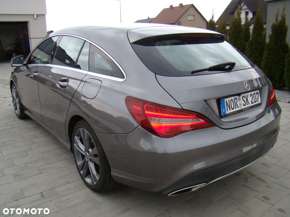 Mercedes-Benz CLA 200 UrbanStyle Edition - 9