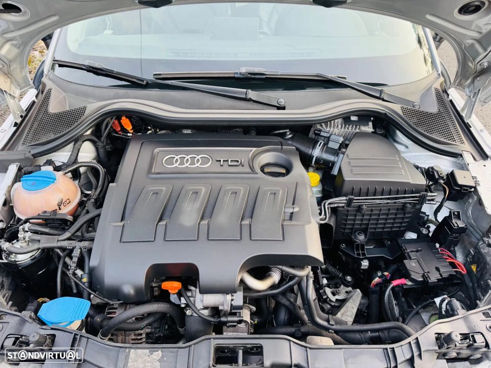 Audi A1 1.6 TDI S-line - 43