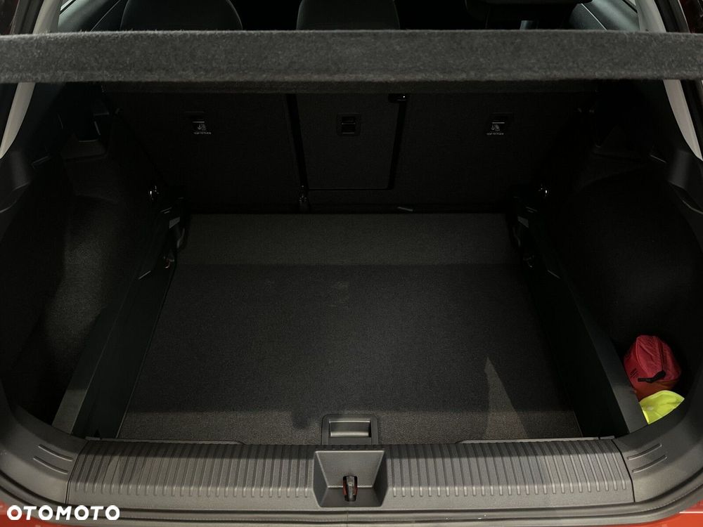 Volkswagen T-Roc - 35