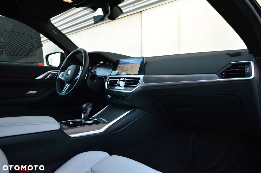 BMW M4 Competition M xDrive sport - 22