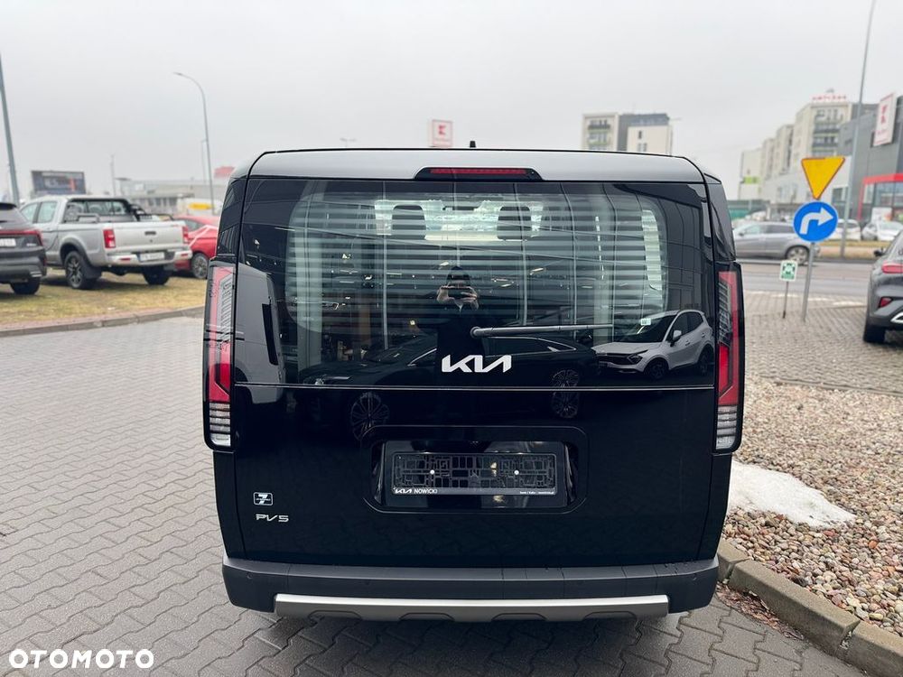 Kia PV5 - 5