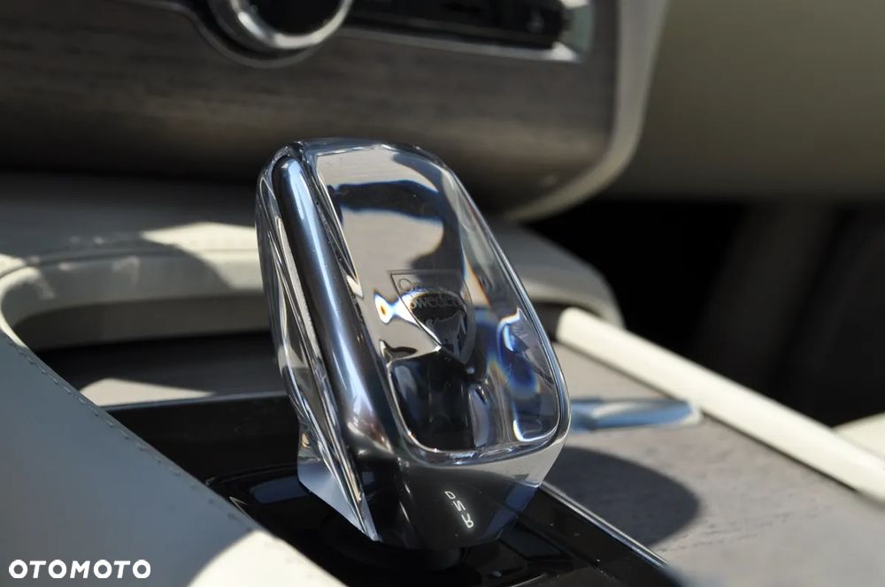 Volvo XC 90 T8 AWD Plug-In Hybrid Inscription 7os - 18