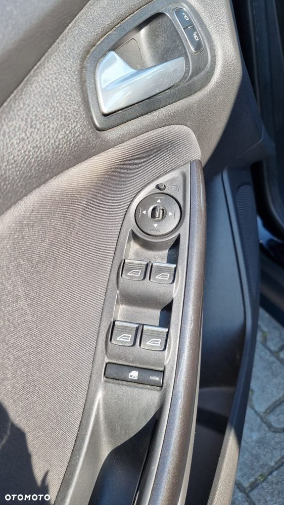Ford Focus - 18