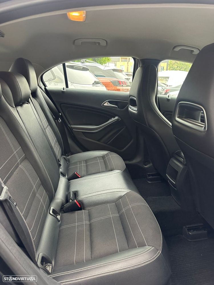 Mercedes-Benz A 180 CDI BE Urban - 12