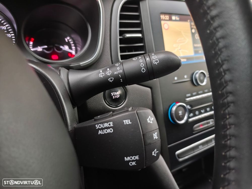 Renault Mégane Sport Tourer 1.3 TCe Limited - 27