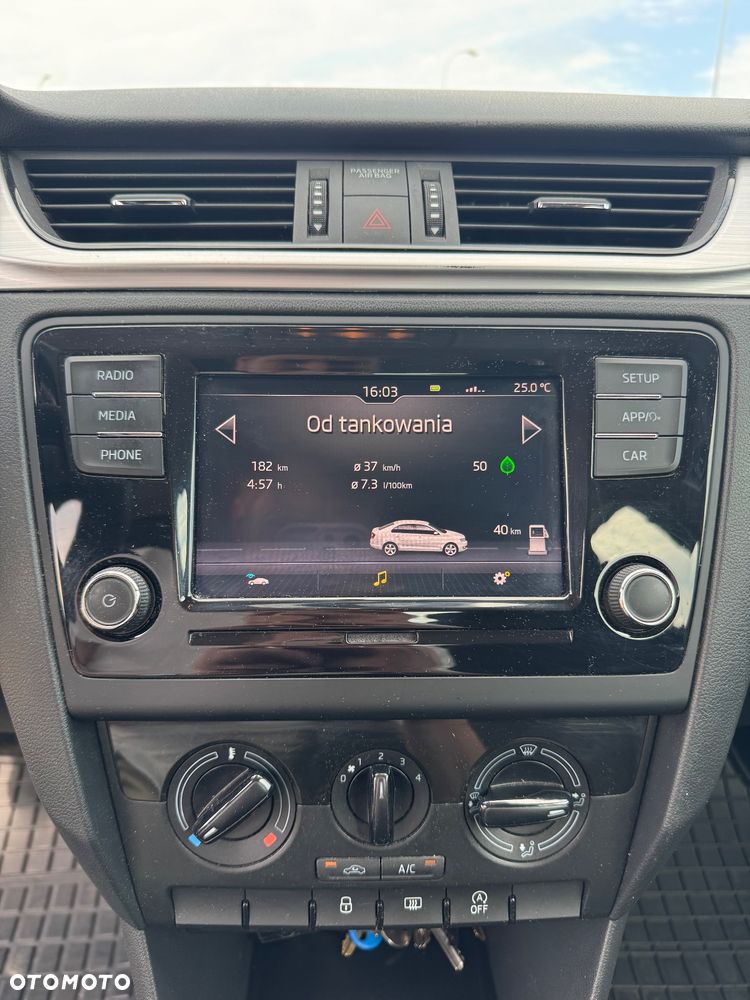 Skoda RAPID 1.0 TSI Ambition - 13