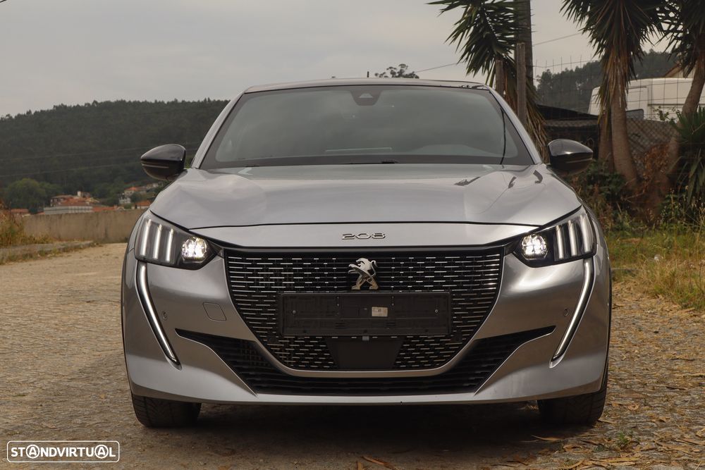 Peugeot 208 PureTech 100 GT - 1