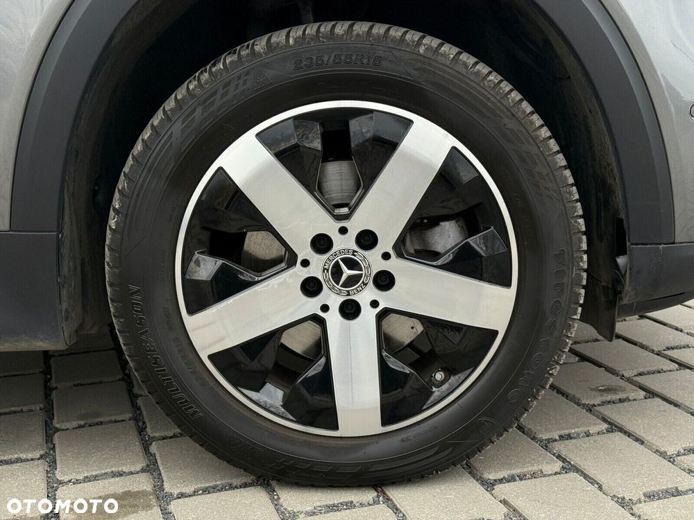 Mercedes-Benz GLB 200 Progressive 7G-DCT - 13