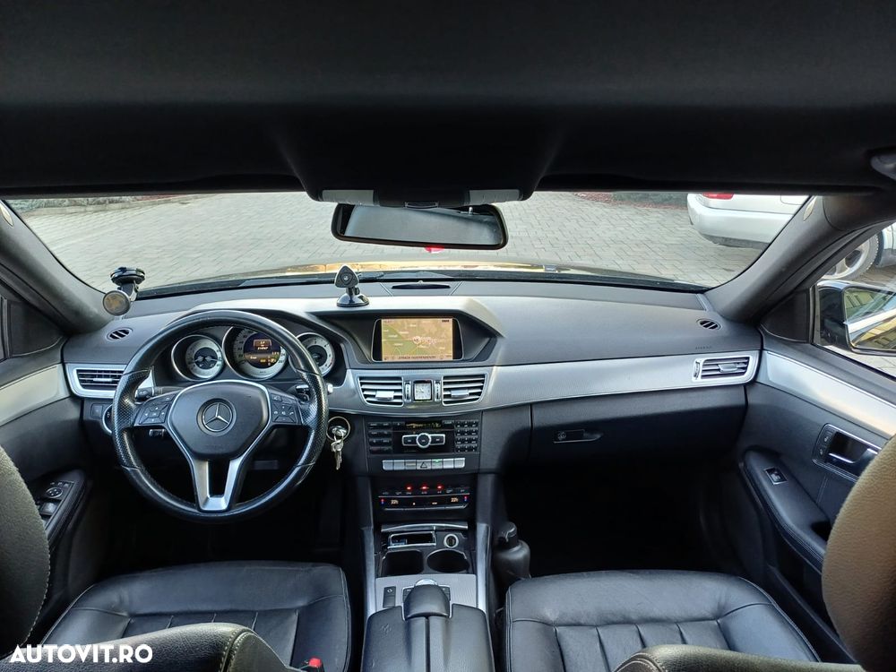 Mercedes-Benz E 220 BlueTEC 4MATIC - 14