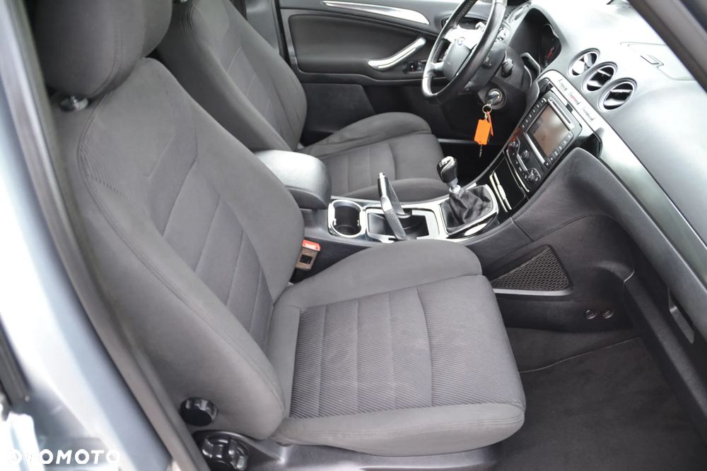 Ford S-Max 1.6 EcoBoost Titanium - 32