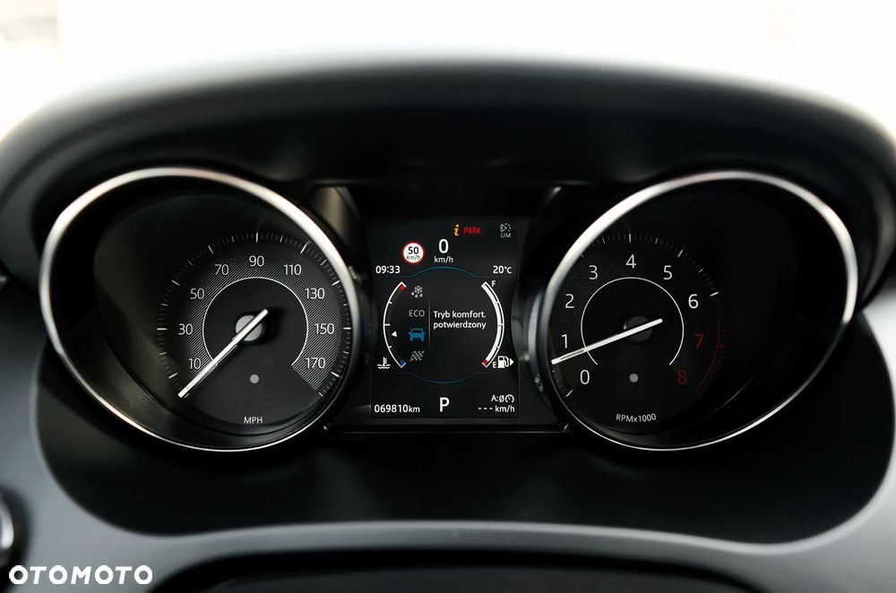 Jaguar E-Pace P250 AWD S - 33