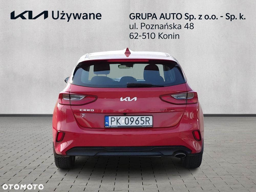 Kia Ceed - 4