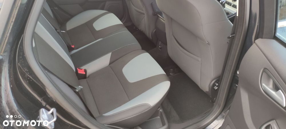 Ford Focus 1.6 EcoBoost Titanium - 27