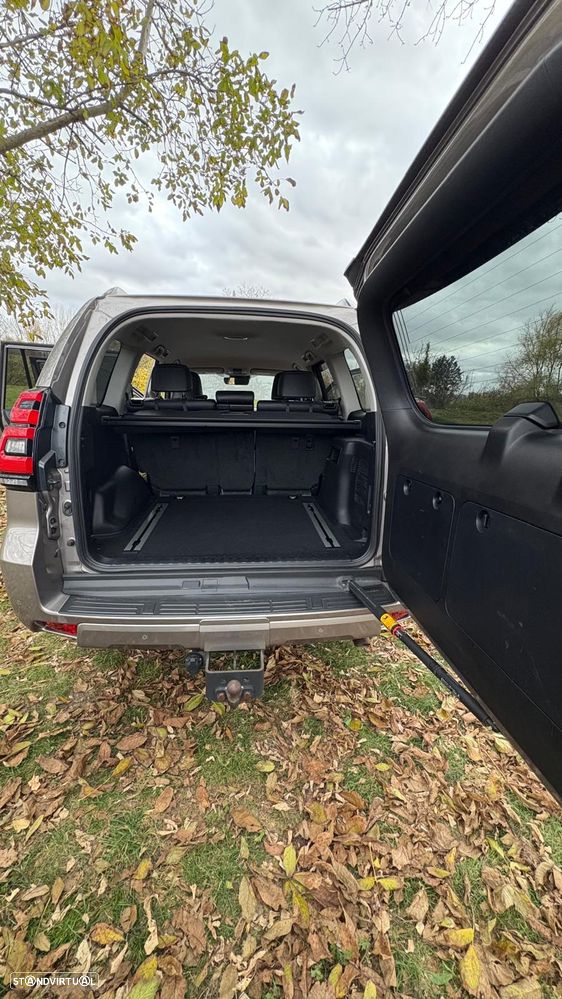 Toyota Land Cruiser 2.8 D-4D Auto Executive - 22