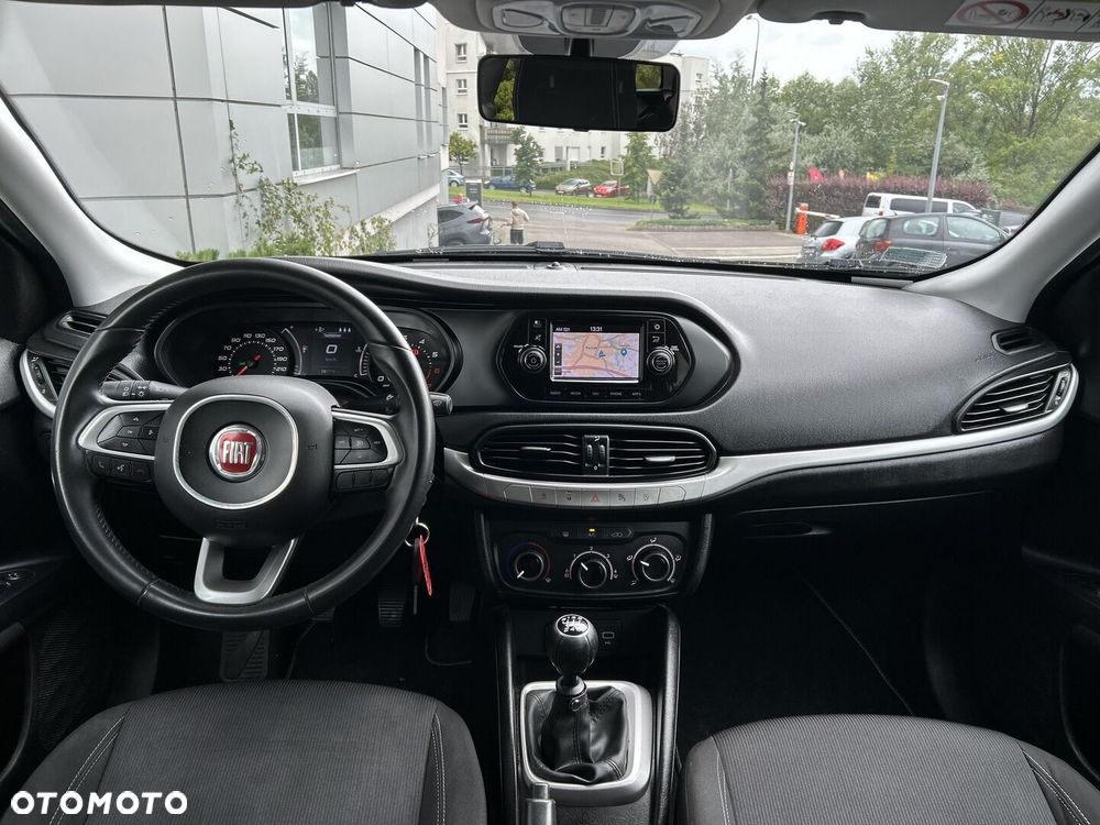Fiat Tipo 1.4 T-Jet 16v Easy - 12