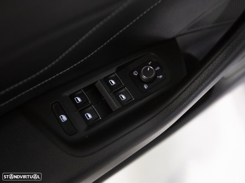 VW Arteon 2.0 TDI Elegance DSG - 33