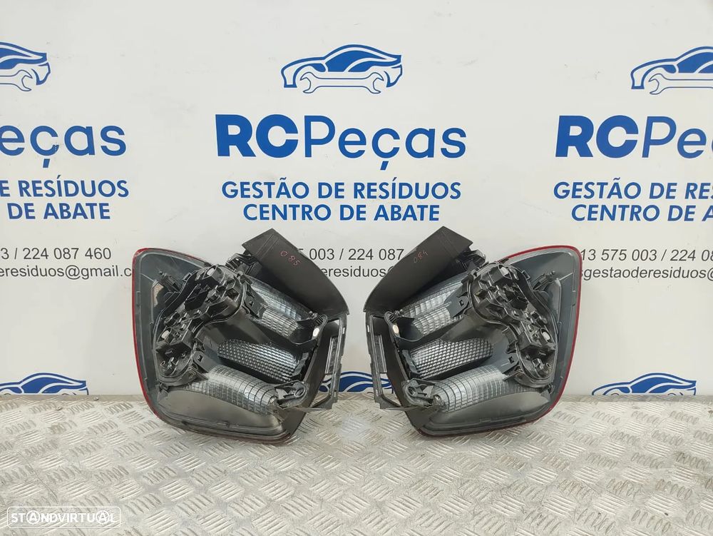 Farolins Tras Traseiros Esquerdo Direito Original BMW Serie 1 F20 5 portas F21 2 portas 7241543 7241544 2011 - 2014 - 7