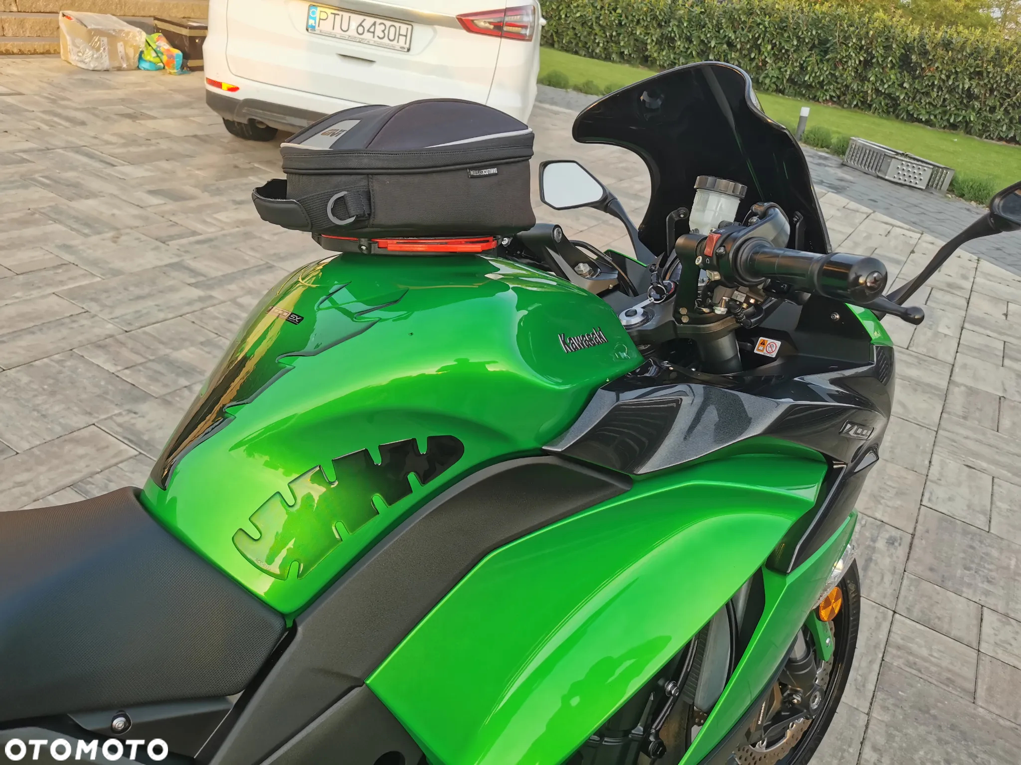Kawasaki Z - 19