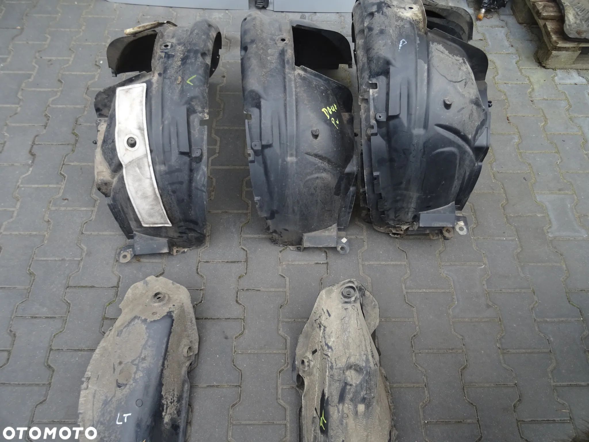 DACIA DOKKER LODGY NADKOLE PRZEDNIE LEWE PRAWE TYLNE LEWE PRAWE CZESCI ROZNE - 1