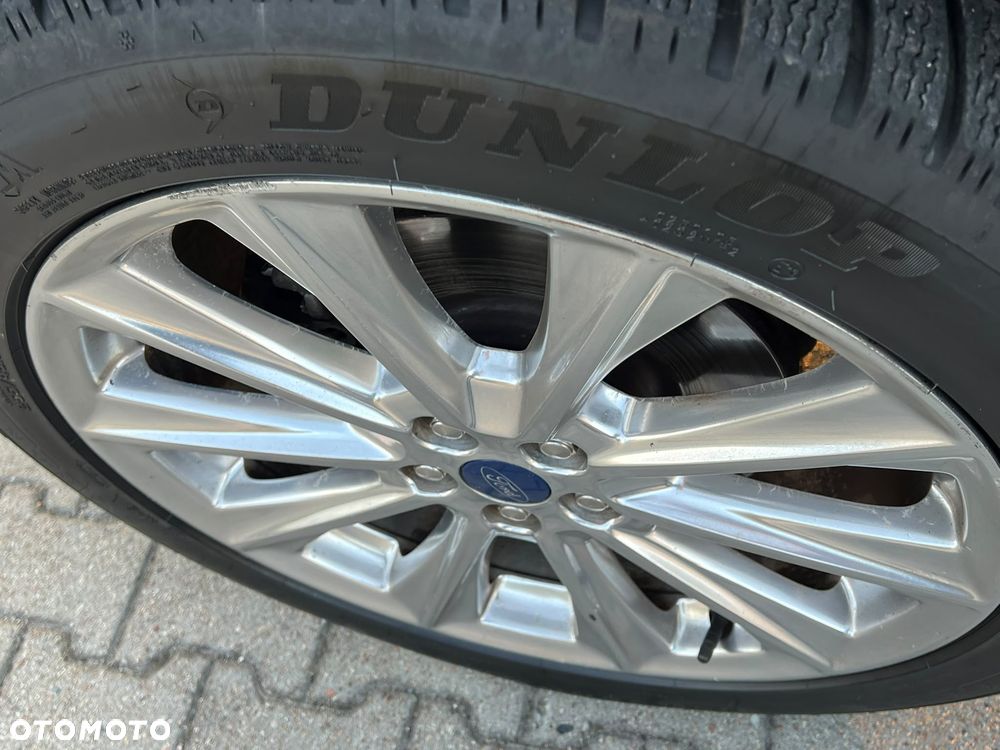 Ford Edge 2.0 TDCi Bi-Turbo 4x4 Vignale - 37