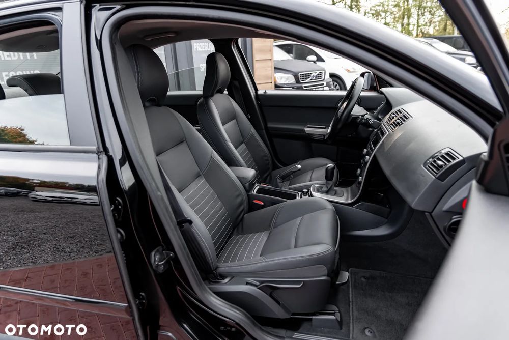 Volvo S40 T5 AWD Kinetic - 25