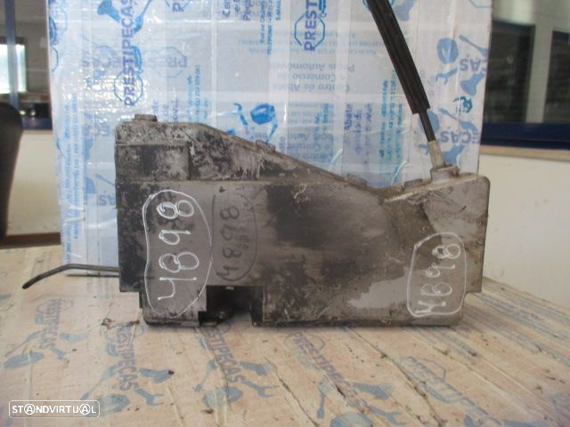 Fecho 95VBV219A64CC FORD TRANSIT 1995 2.5DI 70CV 4P BRANCO F DRT 4 PINOS - 2