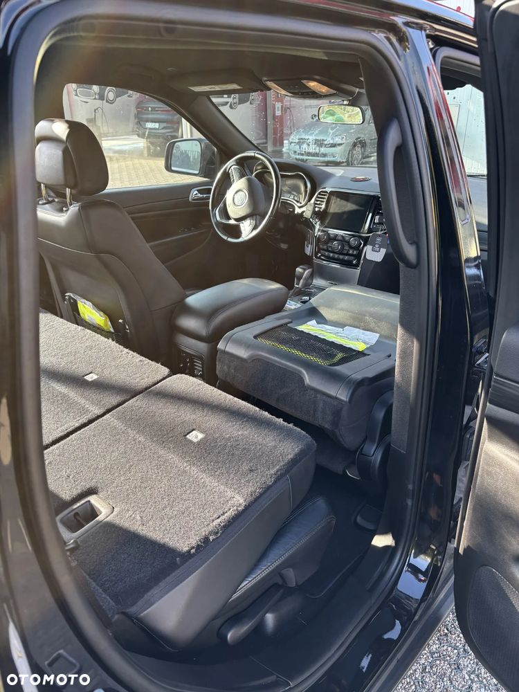 Jeep Grand Cherokee 3.6 V6 Laredo - 24