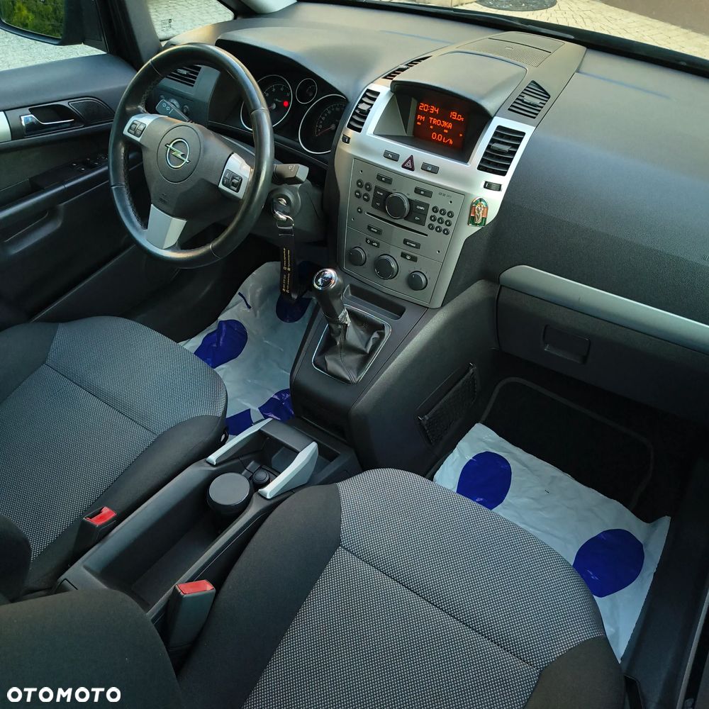 Opel Zafira 1.8 Enjoy - 13