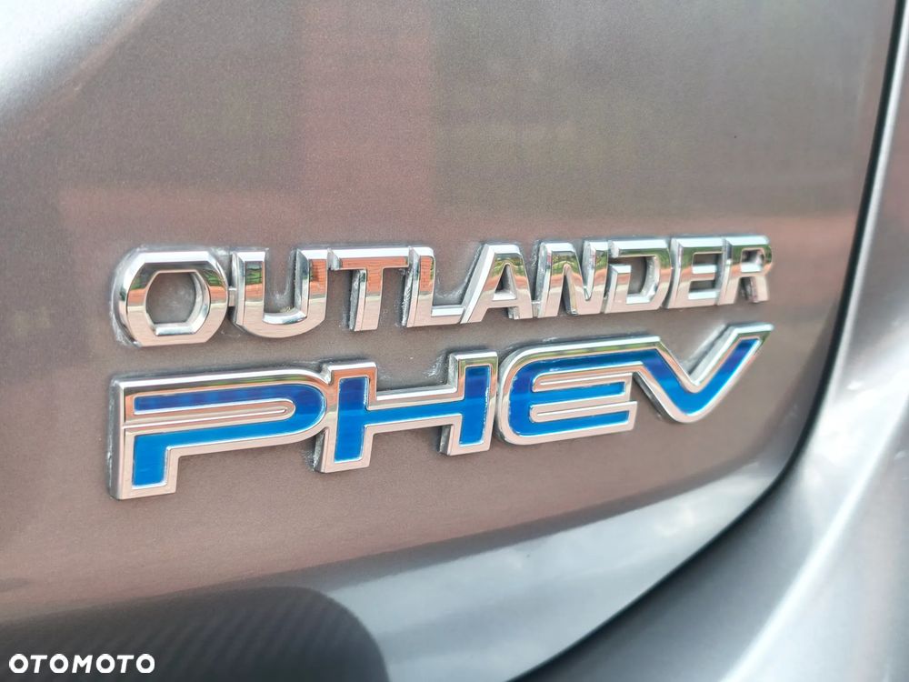 Mitsubishi Outlander 2.4 4WD Diamant+ - 15