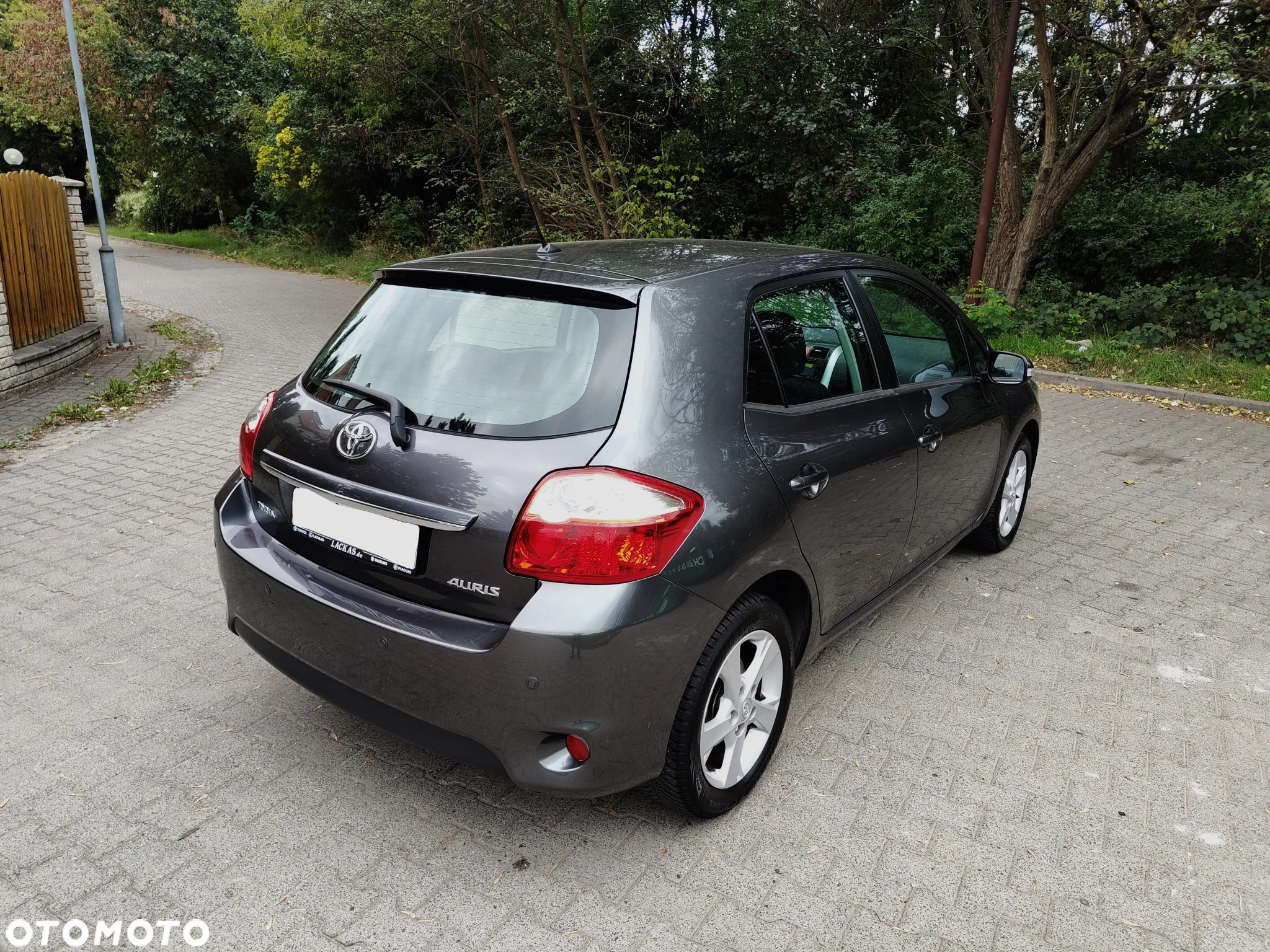 Toyota Auris 1.6 Premium Comfort MS - 32