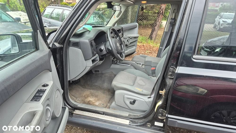 Jeep Commander - 8
