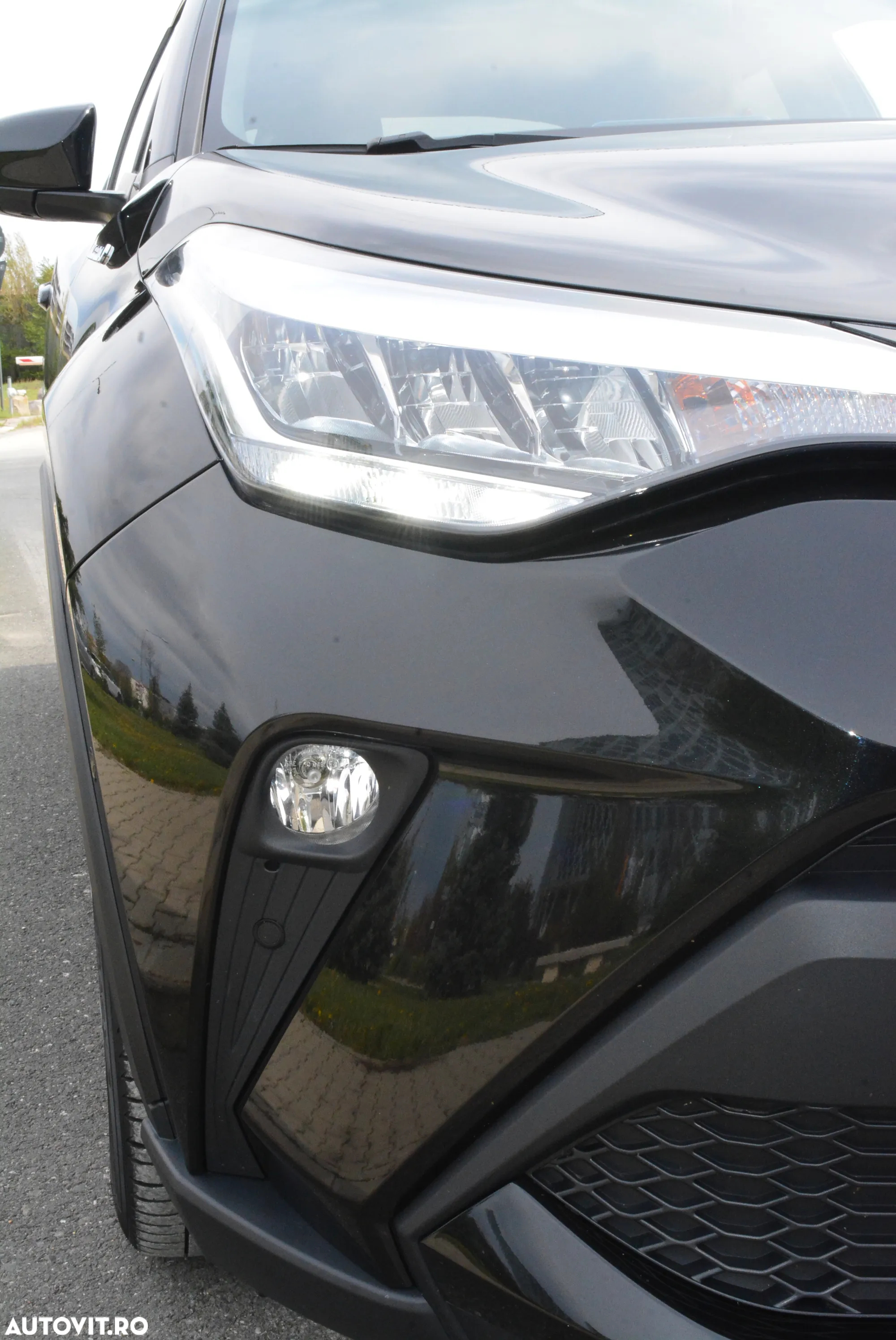 Toyota C-HR 2.0 Hybrid Team Deutschland - 10