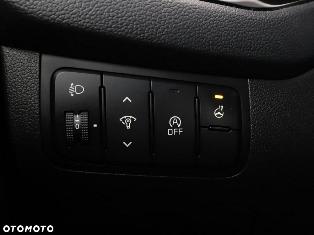 Kia Ceed 1.6 GDI ISG Dream-Team Edition - 34