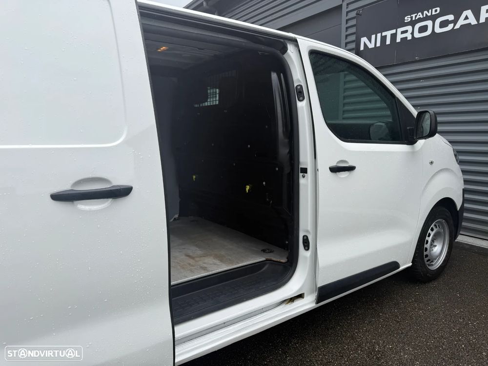 Toyota PROACE 2.0 D-4D L2 H1 C/ AC + EXTRAS - 16